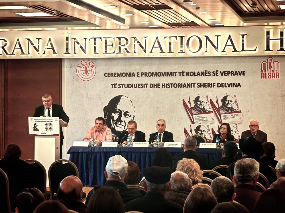 Fondacioni ALSAR promovoi me një ceremoni kolanën e veprave të studiuesit dhe historianit Sherif Delvina
