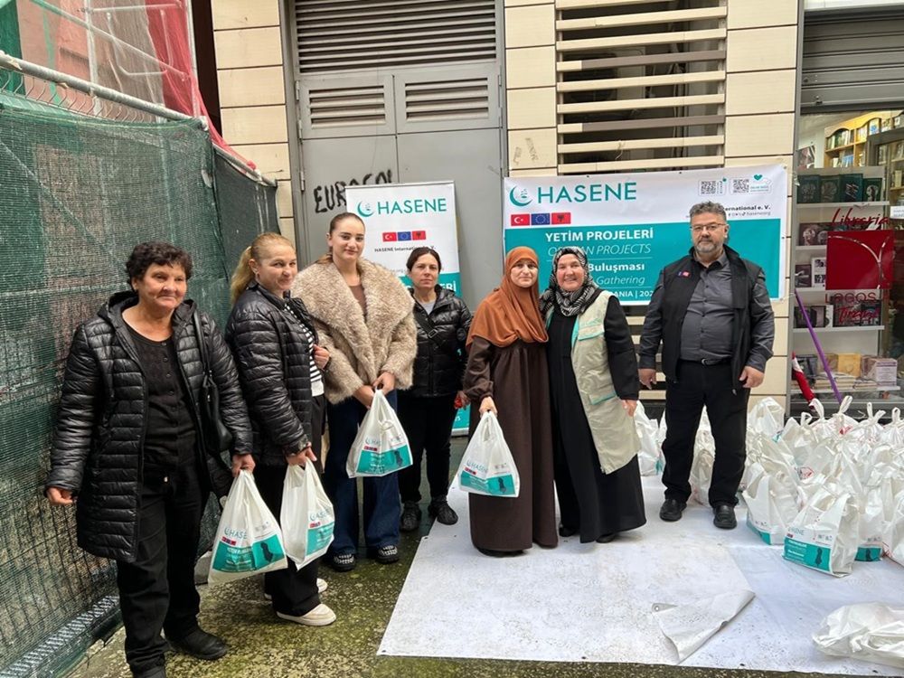 Mbështetja për familjet e jetimëve, shpërndahet mish “Adak”, bëhen vizita në shtëpi